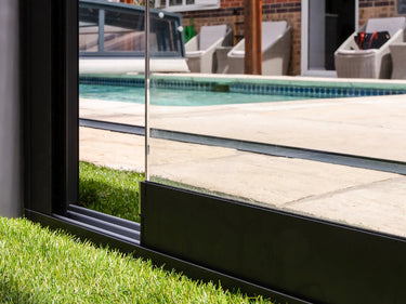 PERGOLUX Glaswände S2  PERGOLUX   